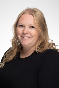 Mary Brennan Headshot