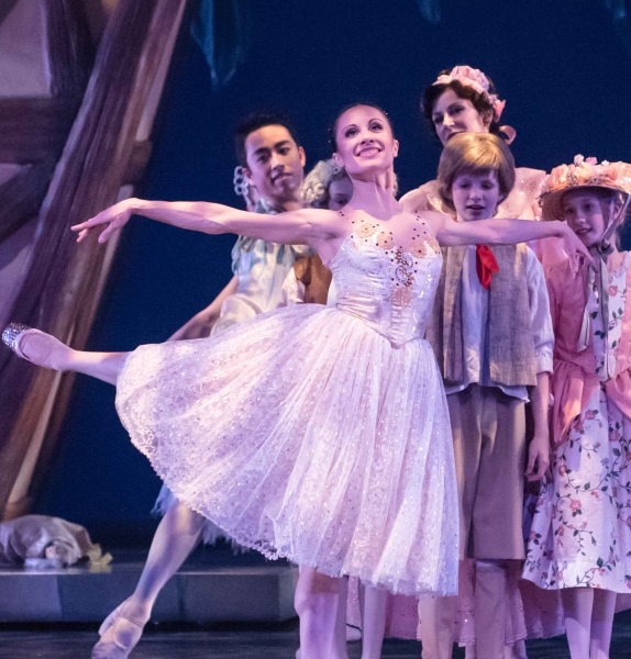 Milwaukee Ballet Company in Cinderella, on stage